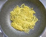 豚こま肉とニラの塩焼きそば作り方5写真