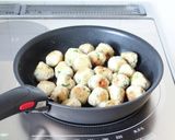 茹でて焼く【ふわふわ鶏つくね（大葉・たれ作り方5写真