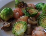 芽キャベツと海老の塩麹炒め作り方4写真