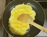 超簡単☆旨味堪能！激うまたまご鮭炒飯♪♪作り方2写真