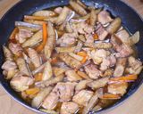 お弁当に作り置きに♪甘辛鶏ごぼう作り方5写真