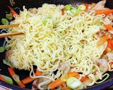 ねぎ塩焼きそば、だし醤油追加。作り方3写真