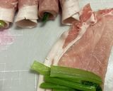 ふだ肉で小松菜巻いてみた！作り方2写真
