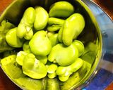 美味しいおつまみホクホク空豆の一口春巻き作り方1写真