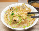 大粒牡蠣の卵とじ丼作り方12写真