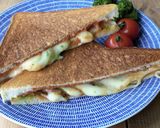 簡単♪マルゲリータ風ホットサンド作り方5写真