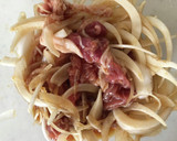 簡単♪新玉葱と豚肉の炒め物／生姜焼き風作り方1写真