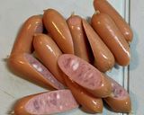 スナップエンドウの粗挽きソーセージ炒め作り方1写真