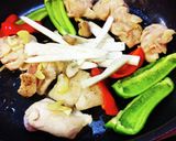若鶏もも肉を蒸し焼きで!作り方3写真
