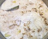 真っ白キノコたっぷり♡チキンクリーム煮♪作り方5写真