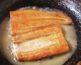 一手間で、老舗の味になるスーパーの鰻♪作り方5写真
