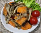 鮭と舞茸の塩出汁バター作り方6写真