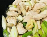 ネギたっぷり●鶏肉＆長ネギの焼き鳥風炒め作り方3写真