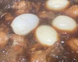 鶏手羽元と卵の中華風煮込み作り方4写真