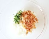 カレーやお弁当に【オニオンパセリごはん】作り方1写真