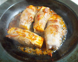 簡単満足♪厚揚げの梅しそチーズ肉巻き作り方6写真