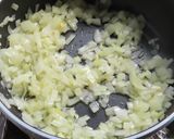 鶏胸肉とハンバーグのトマトソースパスタ作り方1写真