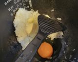 余った餃子の具で簡単本格パラパラ炒飯作り方1写真