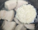 お砂糖ゼロ!甘酒でしっとり豚の角煮作り方3写真