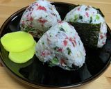 おにぎり じゃこと青菜とカリカリ梅作り方5写真