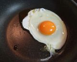コールドスタートで　きれいな目玉焼き　作り方10写真