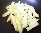 新じゃがとカリカリ鶏皮のオイスター炒め作り方12写真
