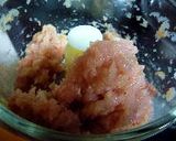 安くてヘルシー　鶏胸肉と豆腐のハンバーグ作り方3写真