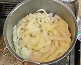 牛肉＆新玉ねぎ＆豆腐のすき焼き風作り方3写真