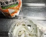 カリカリ止まらない！米粉でオニオンリング作り方2写真