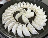 餃子の王将 生餃子の焼き方 ※3人家族作り方4写真