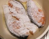 米粉de鮭ムニエル作り方2写真