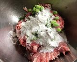 簡単、米粉入り枝豆ポークバーグ。作り方1写真