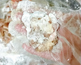 豚こまを、丸めて作る 【豚の竜田揚げ】作り方2写真