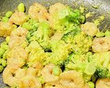 海老とブロッコリーのカレーマヨ炒め作り方3写真