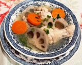 こぶ茶で鶏手羽肉とレンコンのスープ♪作り方5写真