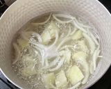 あおさとじゃがいもと玉葱の減塩味噌汁作り方2写真
