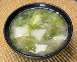 あおさとじゃがいもと玉葱の減塩味噌汁作り方7写真