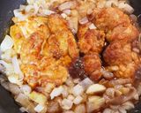 鶏もものガーリック照りチキン新玉ねぎ添え作り方4写真