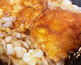 鶏もものガーリック照りチキン新玉ねぎ添え作り方5写真