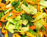 余りがちな野菜で簡単塩麹炒め☆作り方6写真