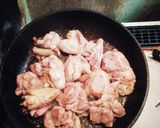 ごま油風味の鶏肉とチンゲン菜の酒蒸し焼き作り方1写真