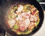 ごま油風味の鶏肉とチンゲン菜の酒蒸し焼き作り方2写真