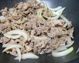 キャベツと牛肉のピリ辛オイスター炒め作り方3写真