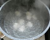 ひき肉入り米粉団子の味噌炒め作り方2写真