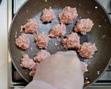 ワンパンで出来る甘酢肉団子◆黒酢酢豚風◆作り方3写真