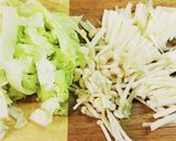 簡単☆米粉活用♪えのき＆レタス中華スープ作り方2写真