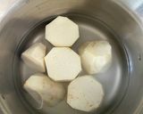材料3つ☆米粉の里芋団子作り方1写真