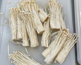 米粉活用！エノキのカリカリ焼き作り方1写真
