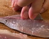 意外と簡単!鯵の三枚おろし作り方8写真
