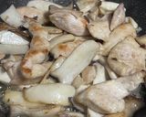 コク旨♡鶏胸肉とエリンギのバター醤油炒め作り方6写真